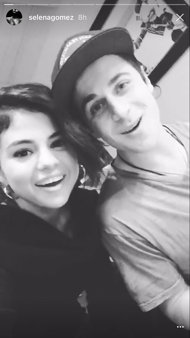 selena gomez reunites with her wizards of waverly place co star and